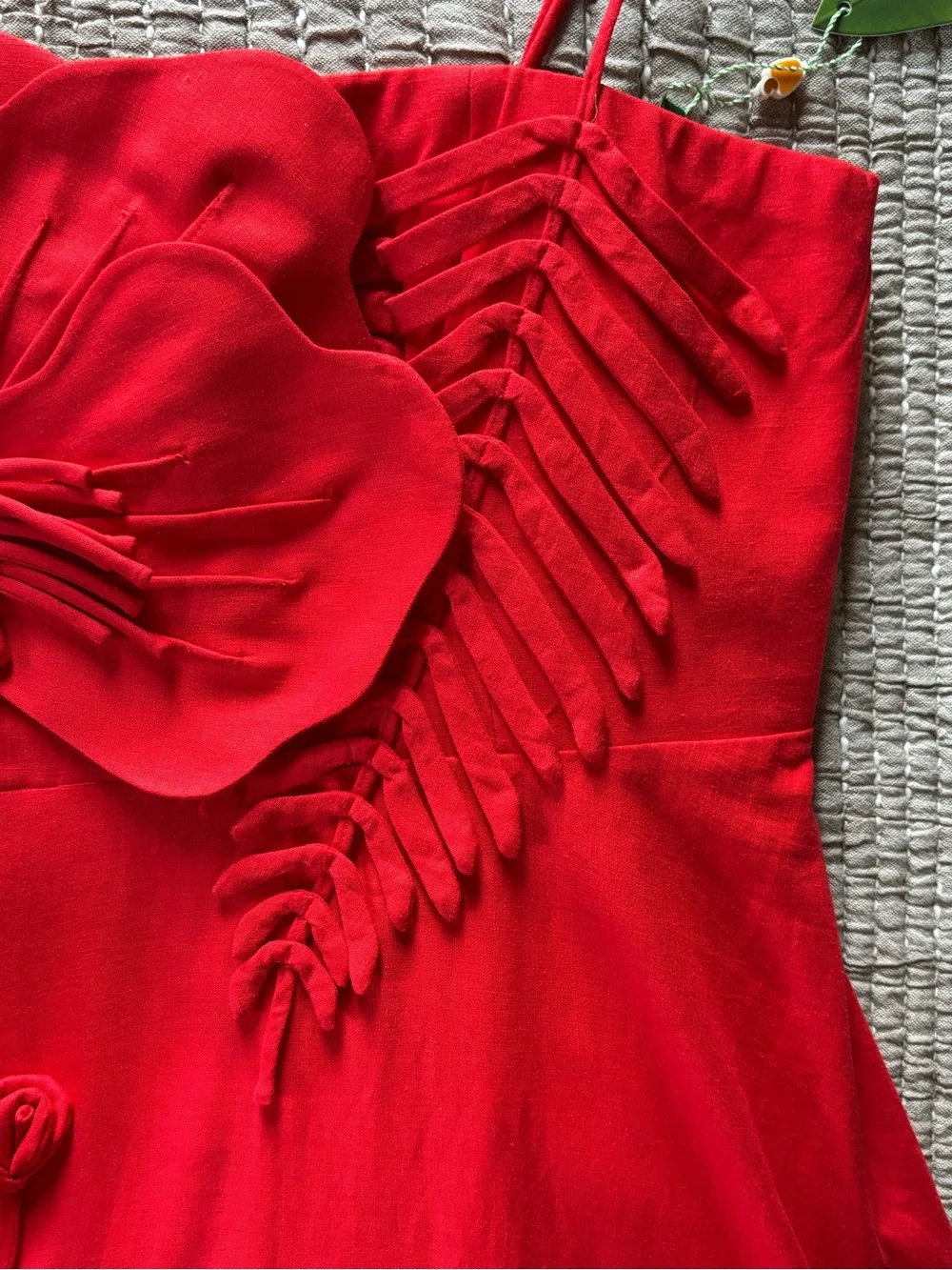 NWT - FARM Rio Garden Appliqué Linen Blend Midi Dress Red - Size: Medium - Picture 7 of 11